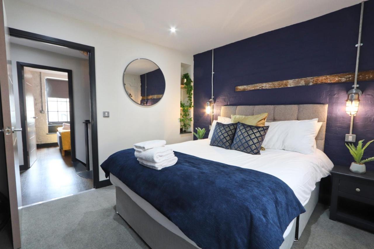 Quirky And Cool Christmas Steps 2 Bed Apartment Bristol Exterior photo